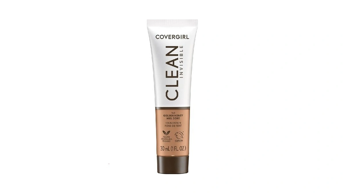 Covergirl Clean Invisible Foundation Makeup, Dewy & Glowy Natural Finish,