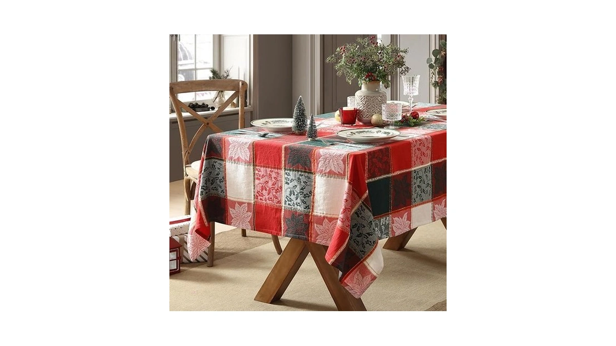 Home Bargains Plus Holly Leaves Plaid Fabric Tablecloth, 60 X