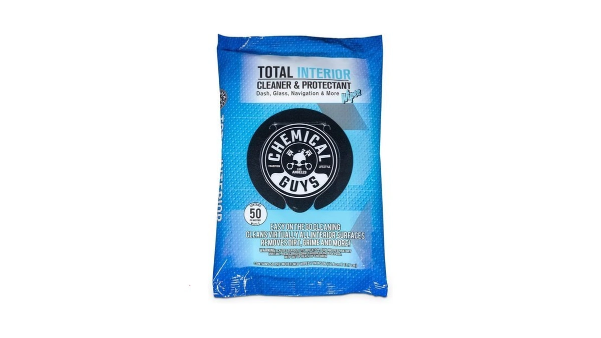 Chemical Guys Total Interior Cleaner & Protectant Wipes – 50