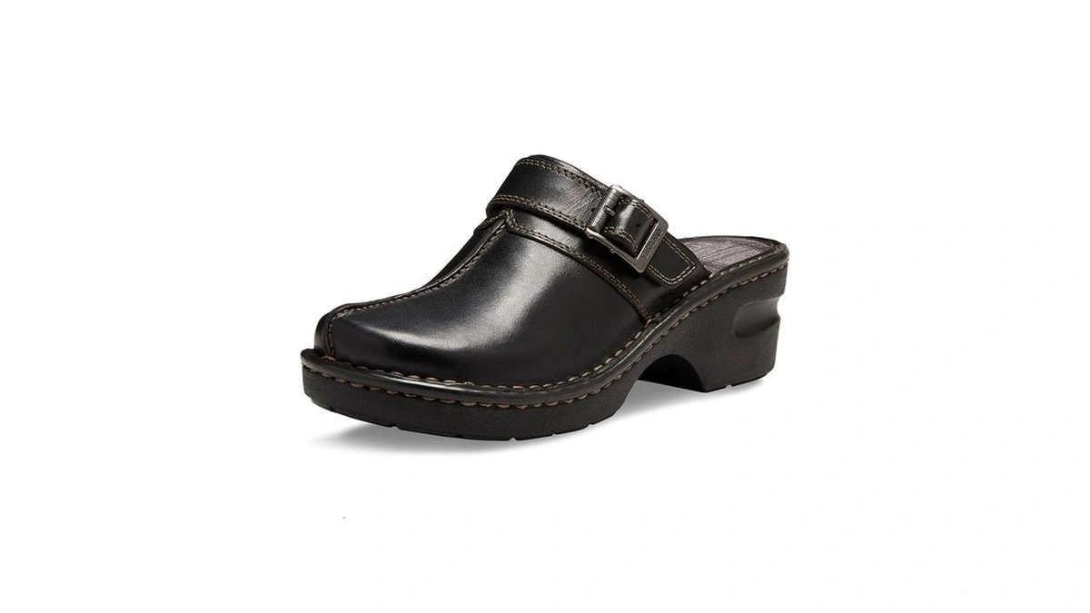 Eastland Women's Mae, Black, 10