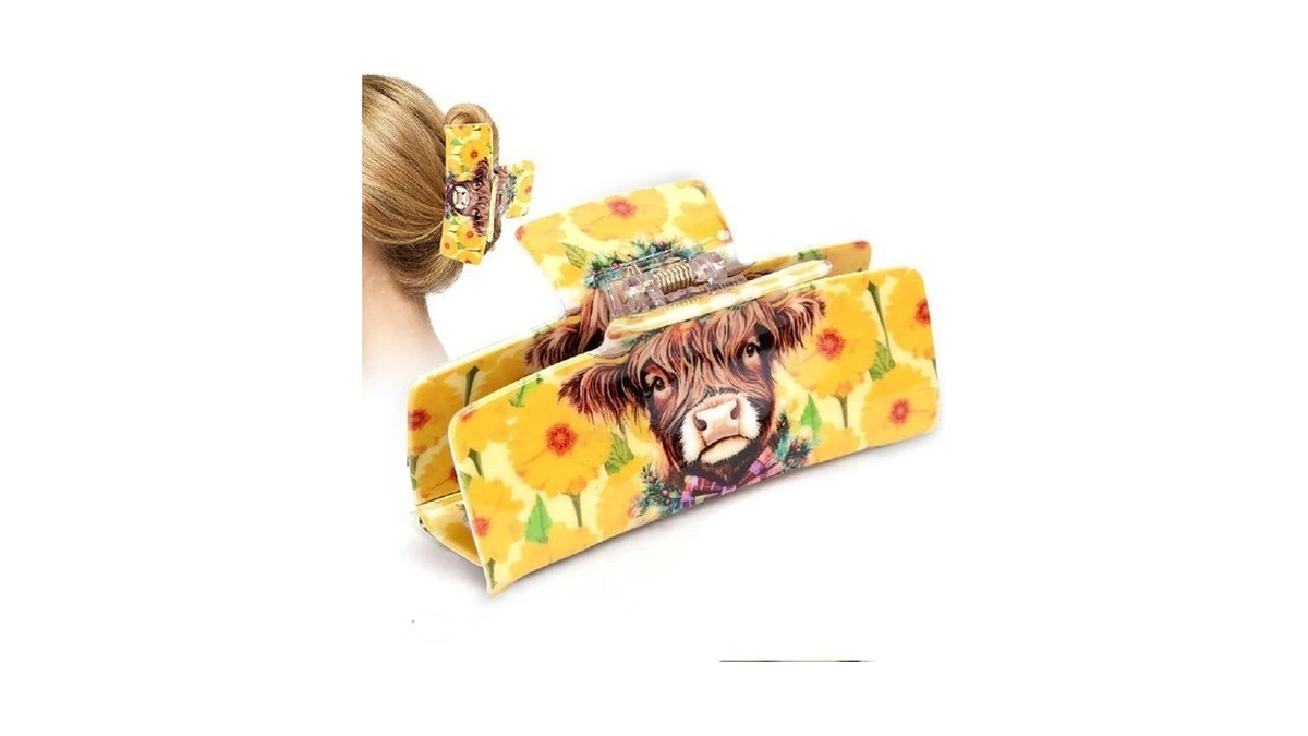 Medium Hair Claw Clip With Floral Cow Design, Plastic Non-slip