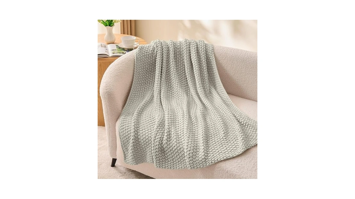 Bedelite Chunky Cable Knit Throw Blanket, Acrylic Chunky Knitted Blankets,