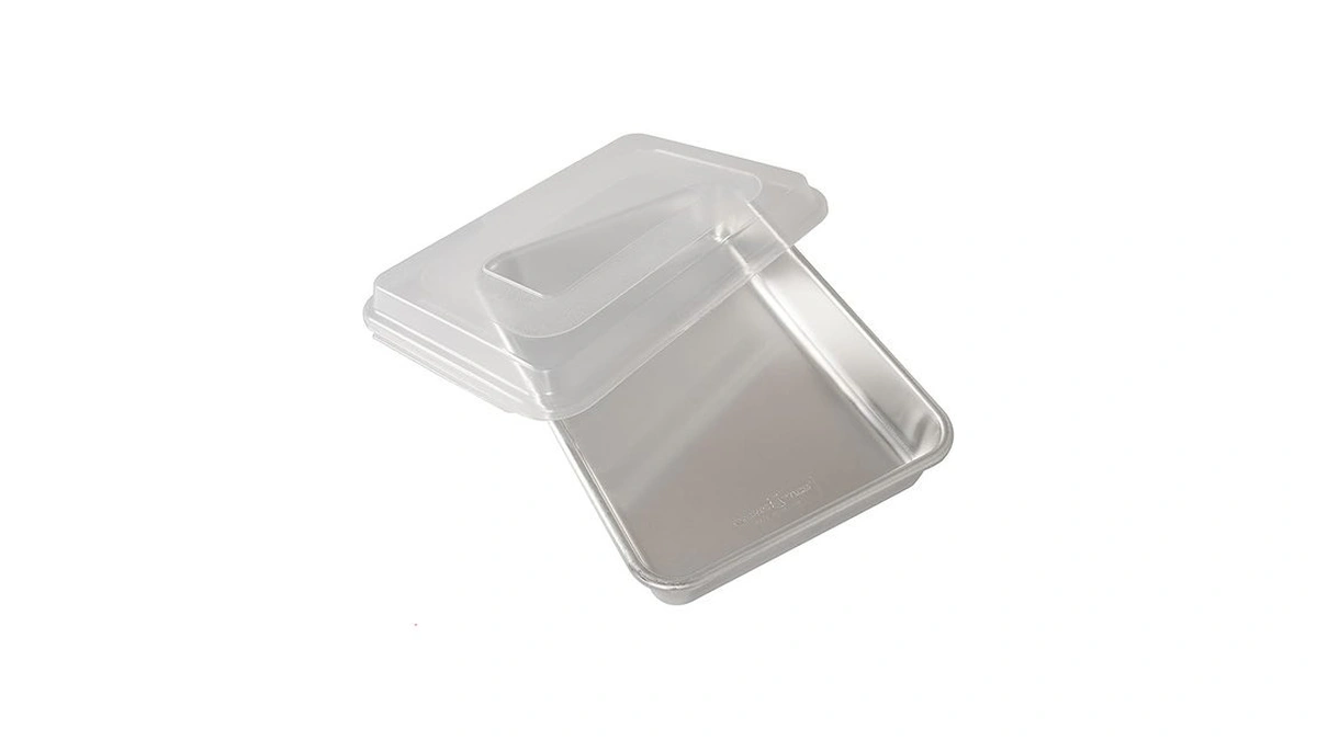 Nordic Ware Natural Aluminum Commercial Cake Pan With Lid, Rectangle