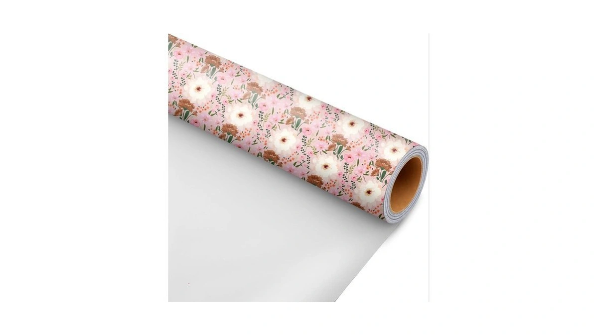 White And Pink Floral Wrapping Paper