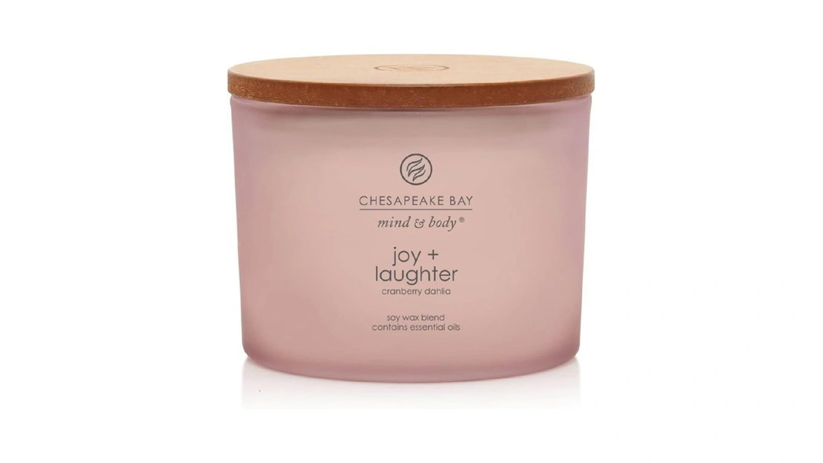 Chesapeake Bay Candle Scented Candle Joy + Laughter (cranberry Dahlia)