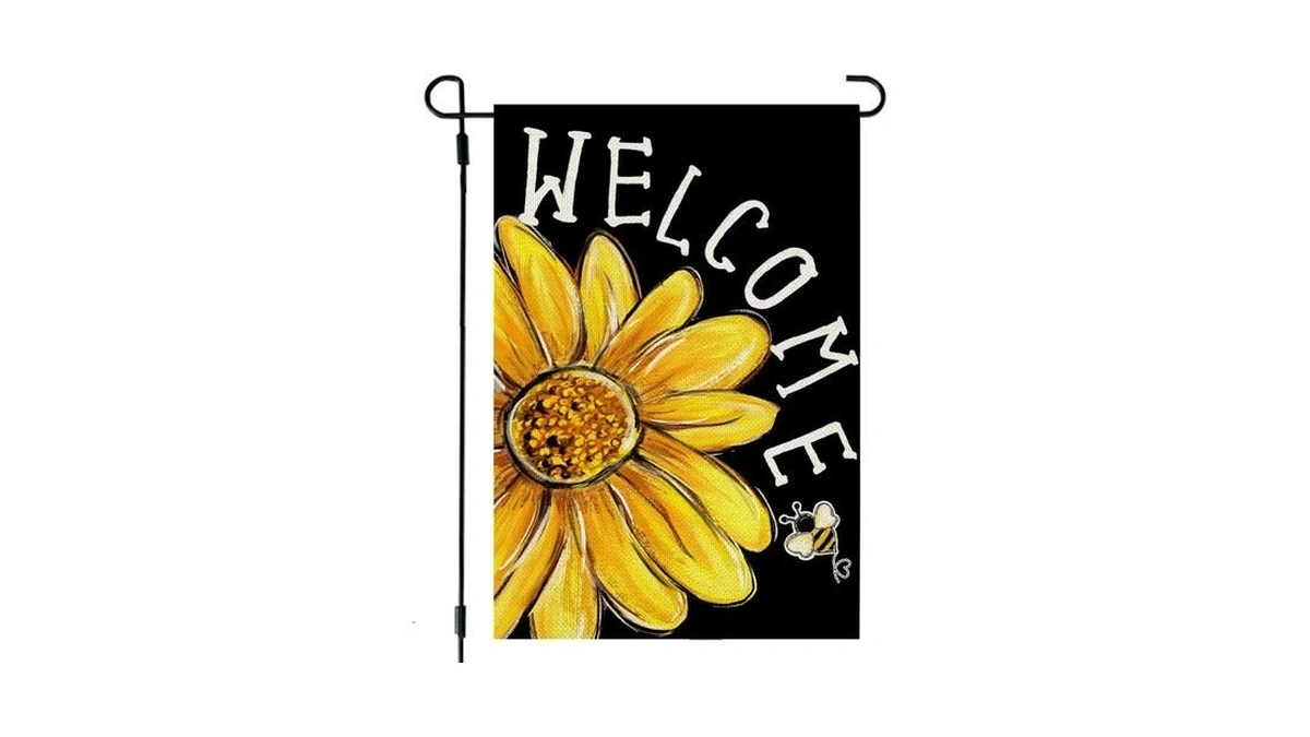 Crowned Beauty Spring Summer Garden Flag Daisy Bee Welcome 12x18
