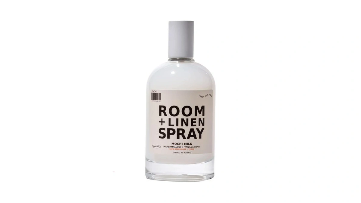 Dedcool Room + Linen Spray In Mochi Milk | Natural