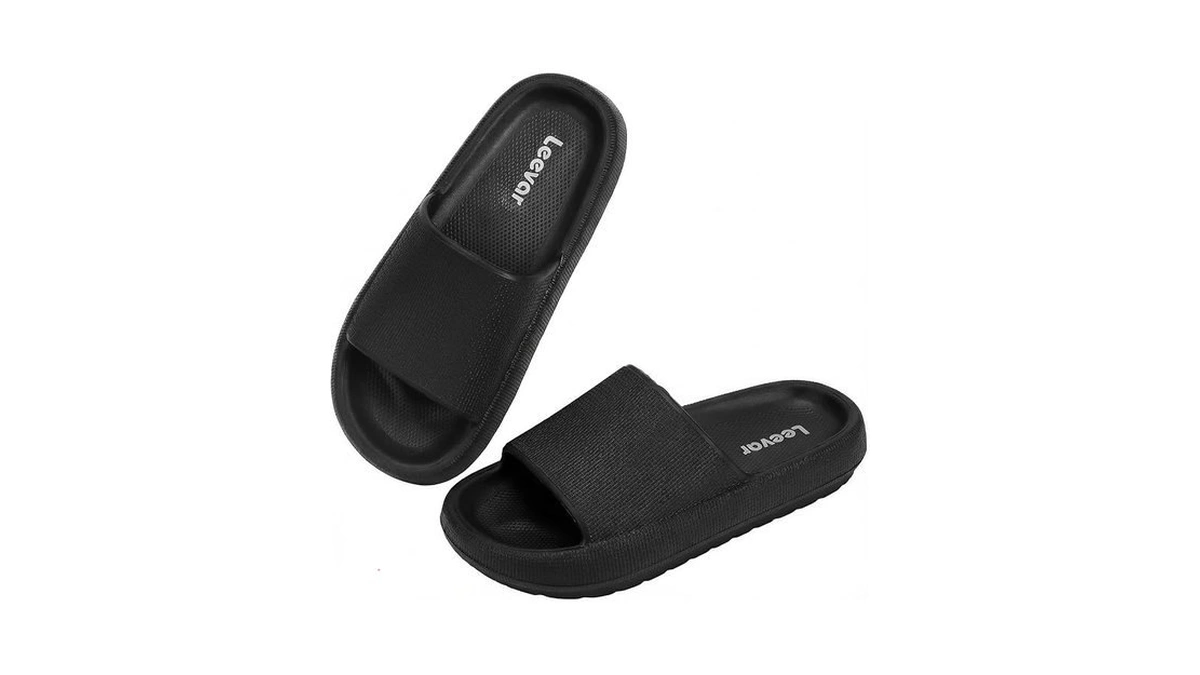 Leevar Cloud Slippers