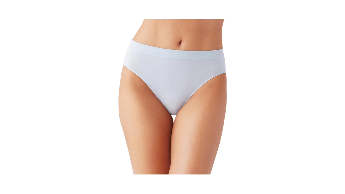 Wacoal Women's B-smooth High-cut Brief 834175 Soft Sky Large