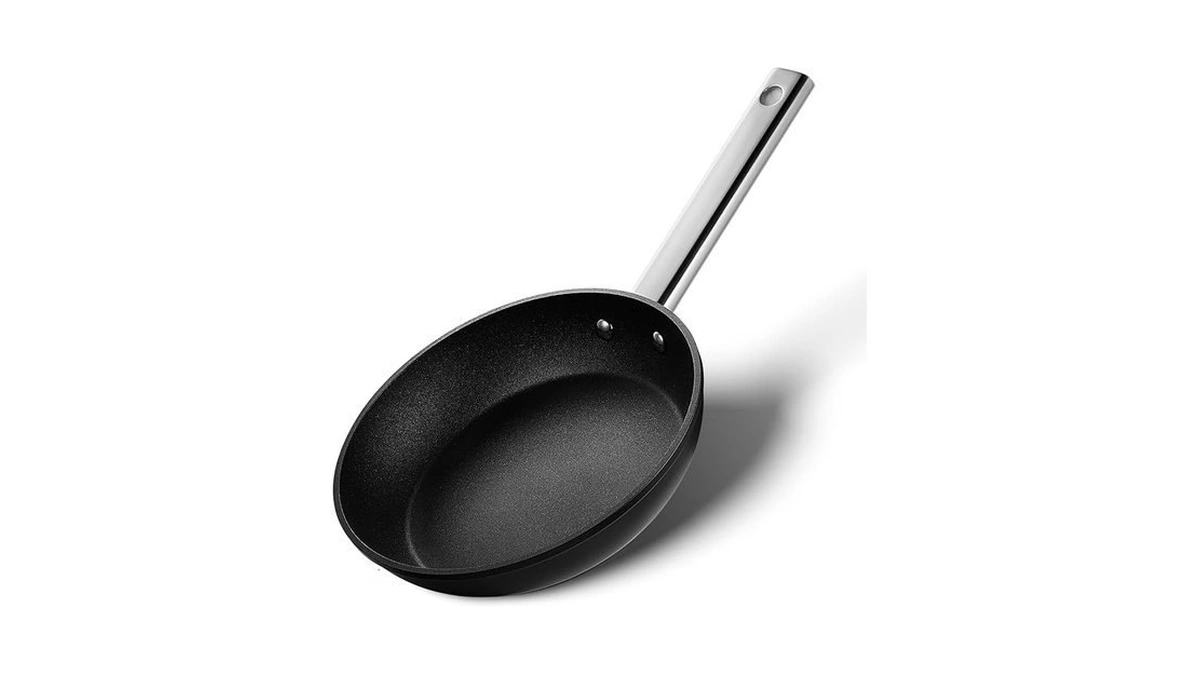 Koch Systeme Cs 9.5 Inch Small Omelet Pan, Plasma Nonstick