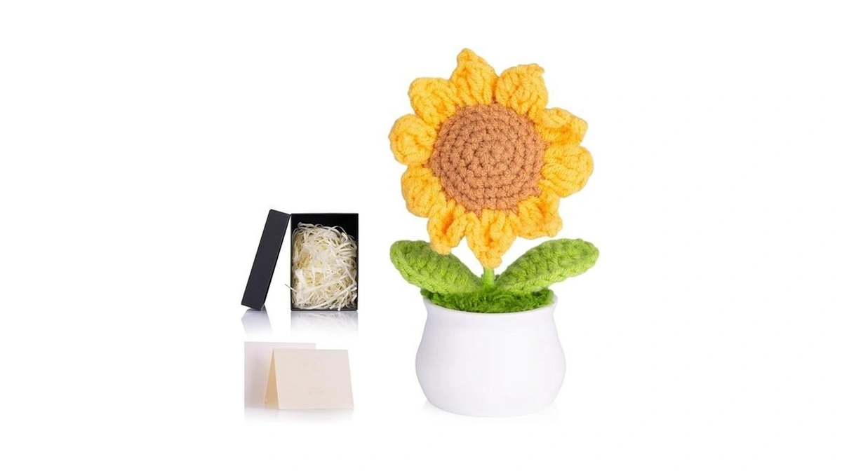 Zhiyuxi Crochet Sunflower Handmade Sunflowers Artificial Knitted Flowers For Office