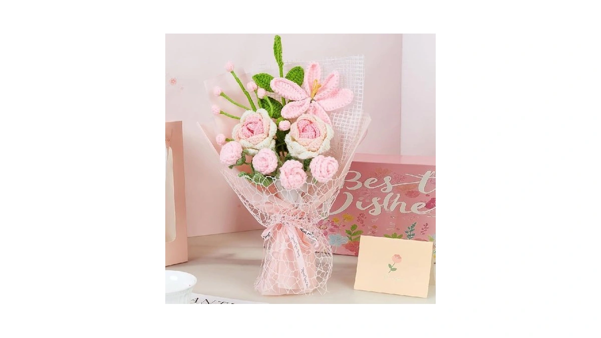 Zhiyuxi Pink Crochet Flower Bouquet Handmade Yarn Roses Eternal Knitted