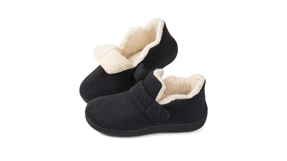 Zizor Women Adjustable House Shoes Indoor Out...