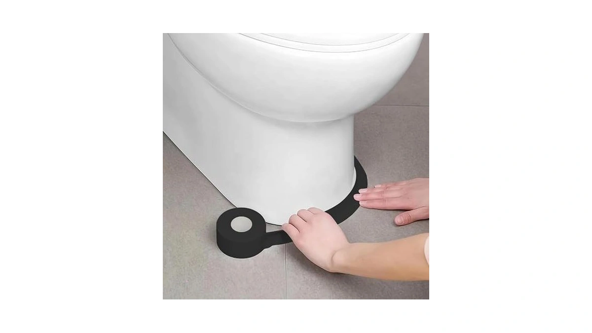 2 Rolls Caulk Tape Self Adhesive, Black Waterproof Toilet Tub