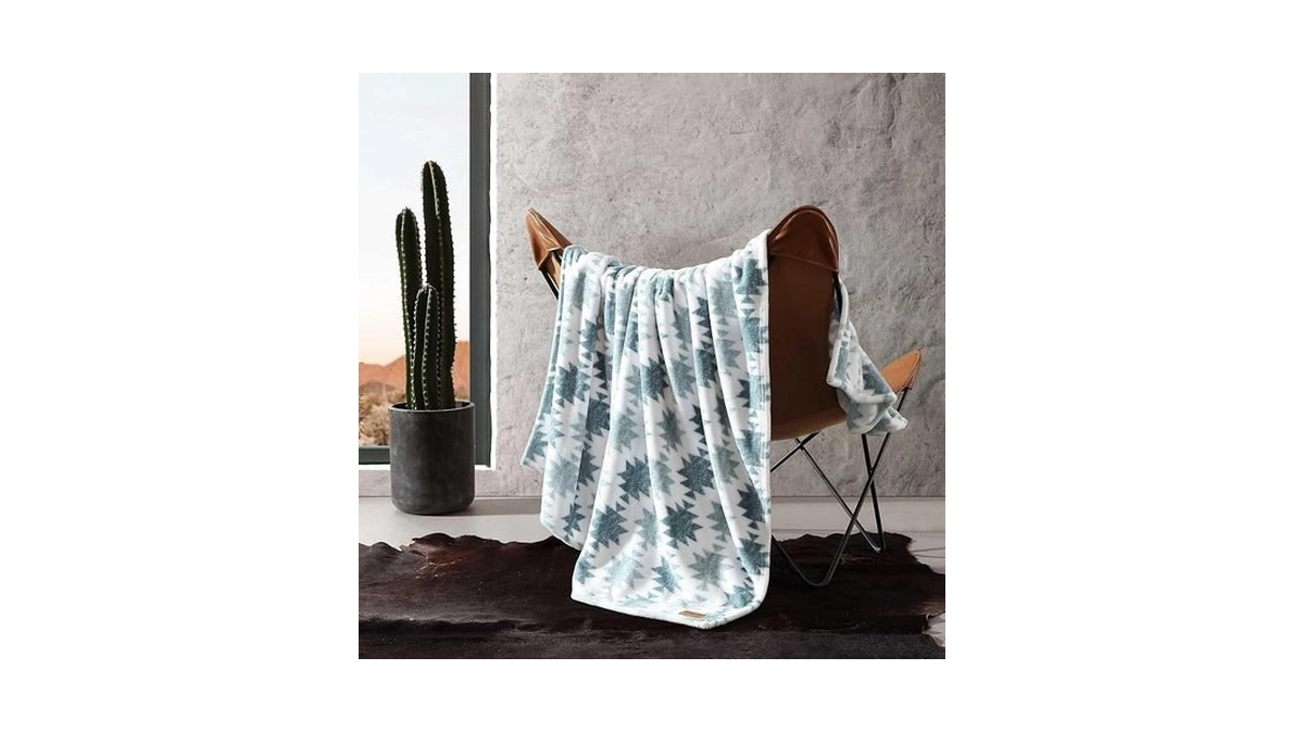 Wrangler - Blanket, Super Soft Sherpa Bedding, Yellowstone Inspired Throw