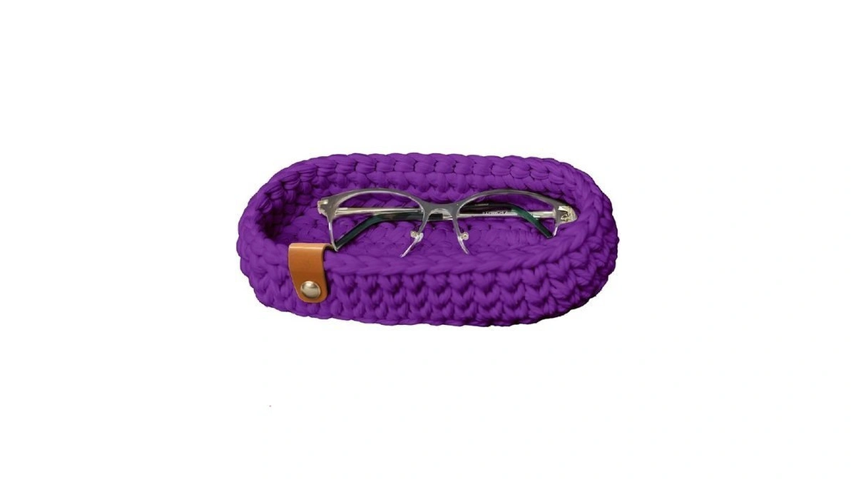 Clcbdeyit Eyeglasses Holder Cute Crochet Glasses Storage Basket Night Stand