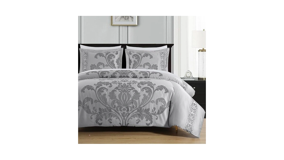 Chezmoi Collection Valor 7-piece King Bed In A Bag, Silver/gray