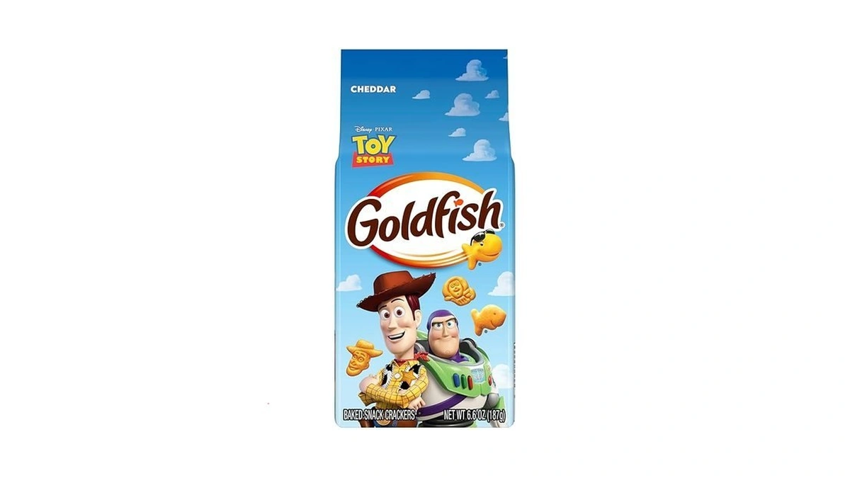 Goldfish Disney Pixar Toy Story Cheddar Cheese Crackers, 6.6 Oz