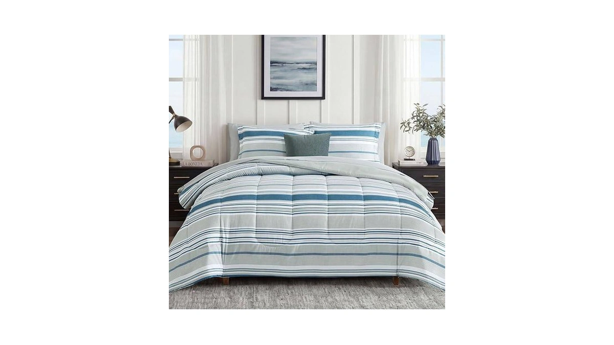 Monbix Queen Comforter Set - 7 Pieces Bed In A