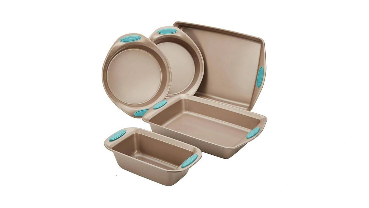 Rachael Ray Cucina Bakeware Set Includes Nonstick Bread Baking Cookie
