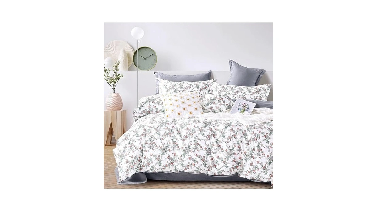 Aleissel White Floral Cotton Comforter Queen Size - 3pc Lightweight