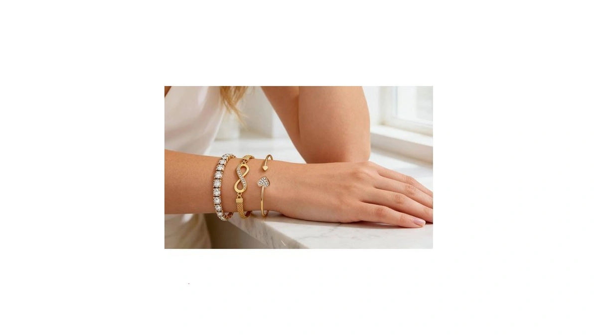 Alegend 14k Gold 3pcs Stackable Crystal Bracelet Set - Heart
