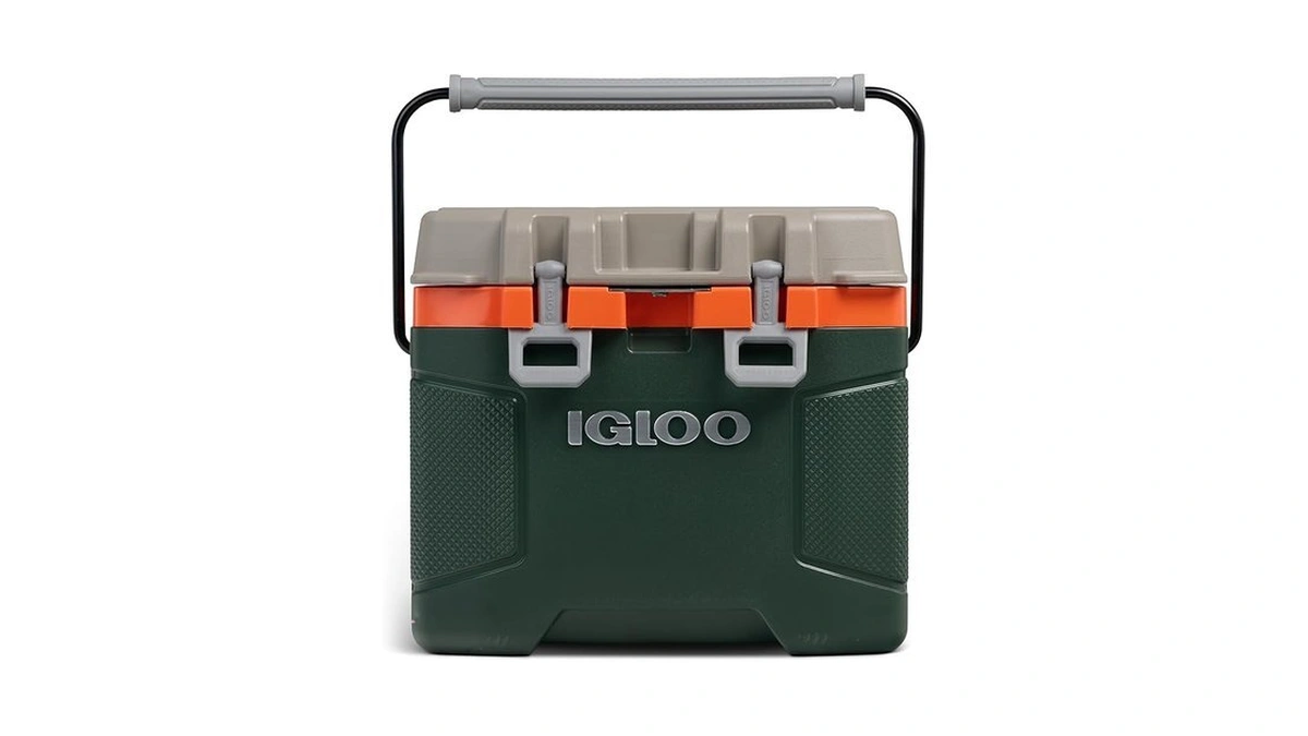 Igloo Trailmate 25 Qt Cooler, Insulated Hard Shell Ice Chest,