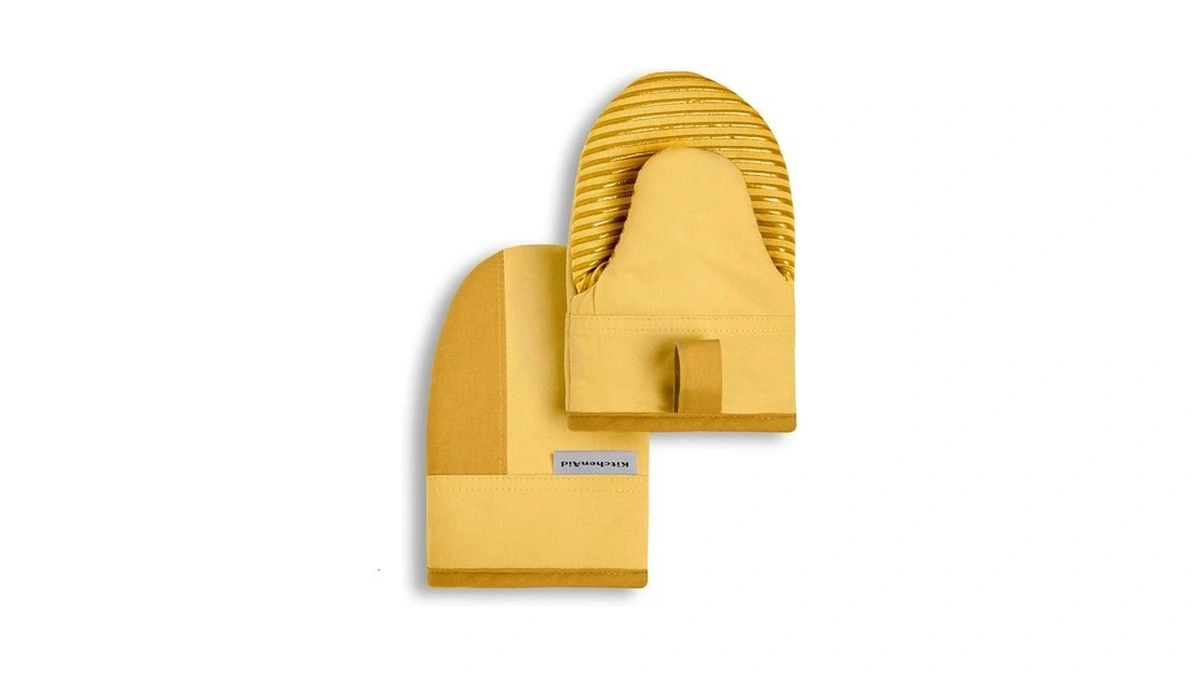 Kitchenaid Beacon Two-tone Non-slip Mini Oven Mitt Set, Majestic Yellow,