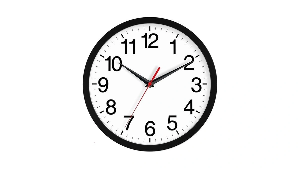 Rohioue Wall Clock Modern 10 Inch Black Battery Operated Silent