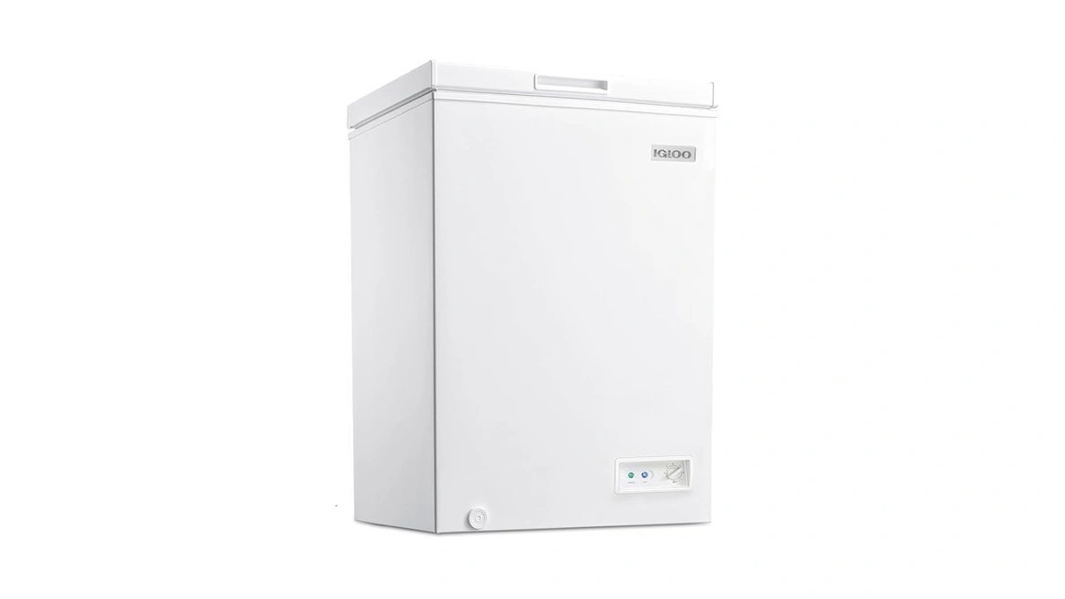 Igloo 3.5 Cu Ft. Upright Deep Freezer Chest- Deep Freezer