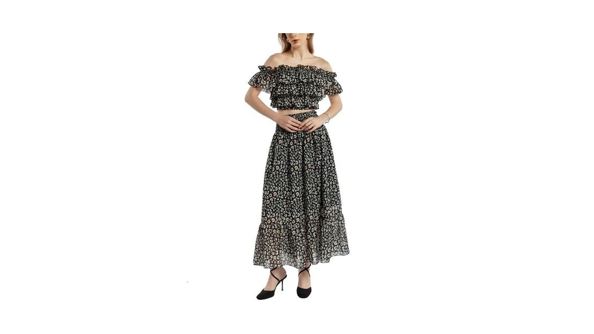 Sixdo G-black Organza Flared Dress, Sleek And Versatile For Work