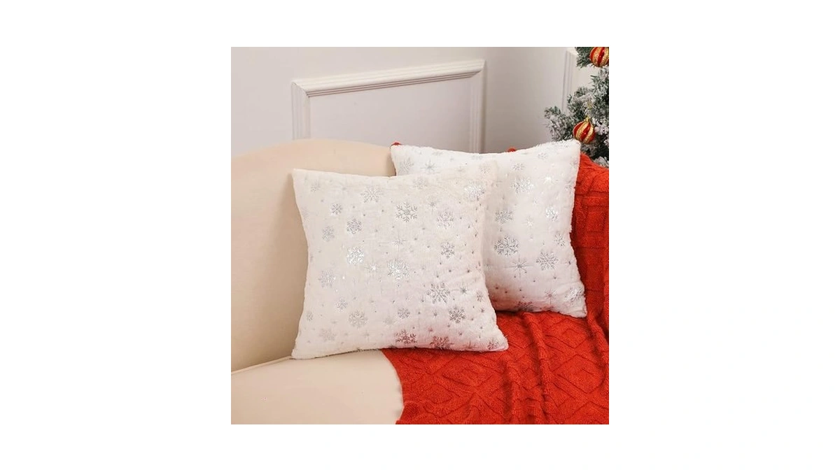 Loiyadn Christmas Pillow Covers 18 X 18 - Throw Pillow