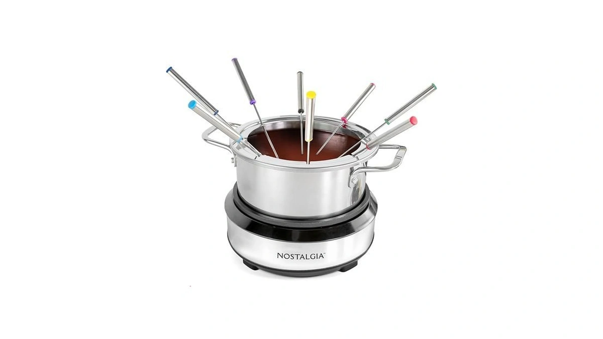 Nostalgia 8-cup Electric Fondue Pot Set For Cheese & Chocolate
