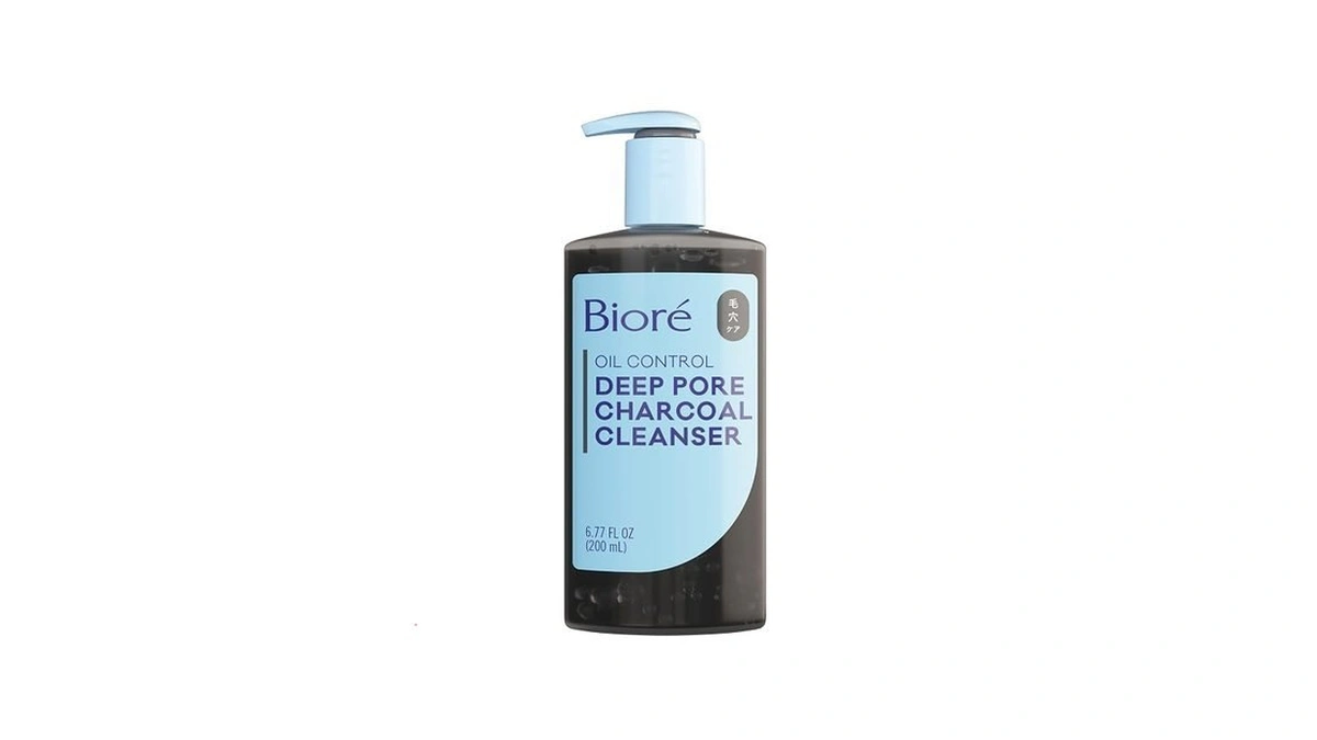 Biore Deep Pore Charcoal Face Wash, Daily Facial Cleanser For