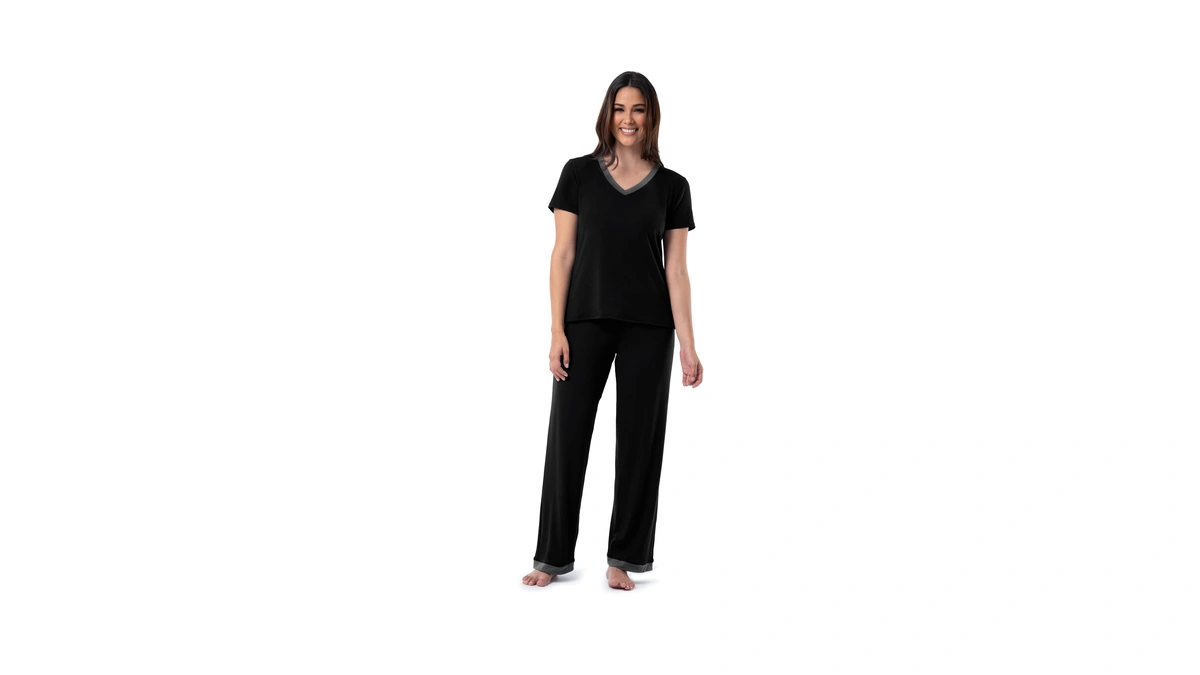 Fruit Of The Loom Women's Short Sleeve Tee And Pant