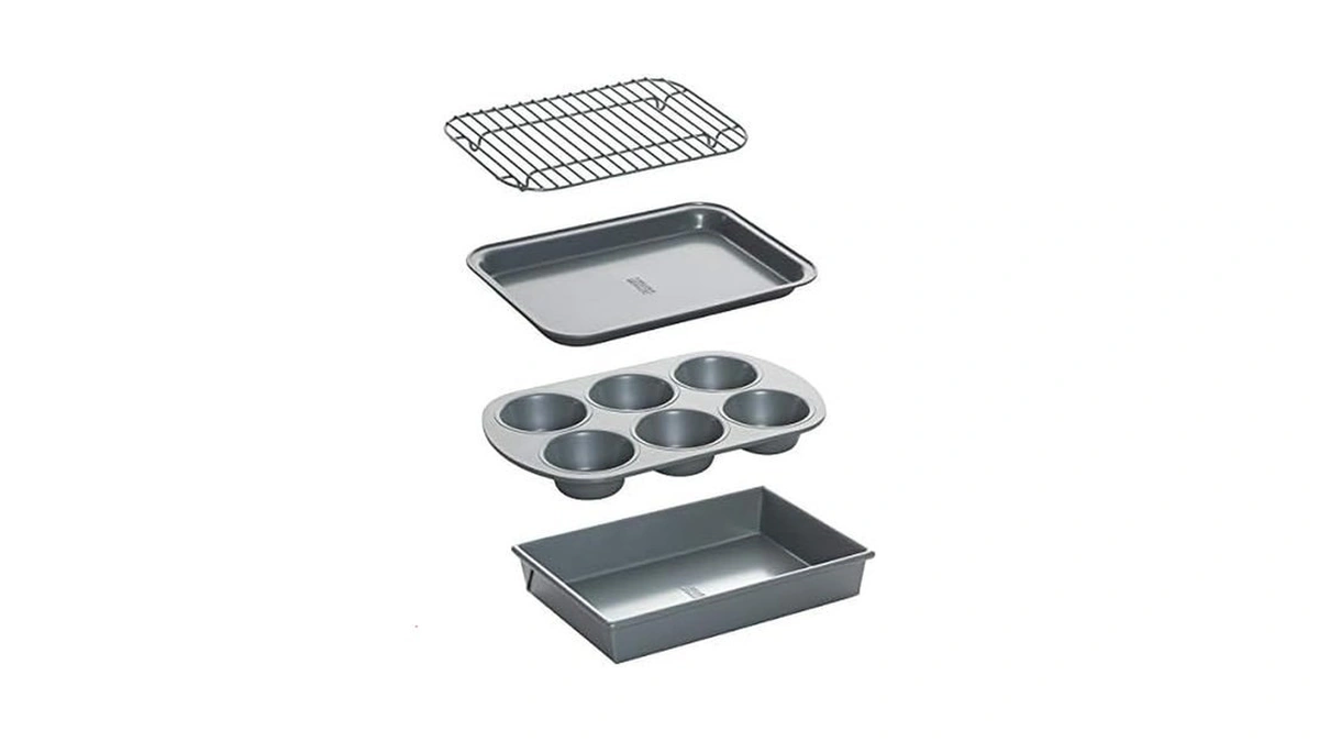 Chicago Metallic Professional 4-piece Non-stick Toaster Oven Set