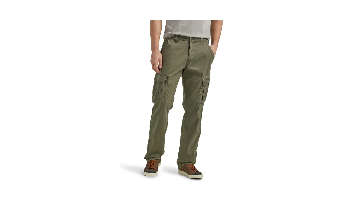 Wrangler Authentics Men's Relaxed Fit Stretch Cargo Pant, Olive, 36w