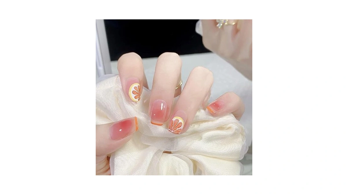 24pcs Short Press On Nails French Tip Fake Nails Full