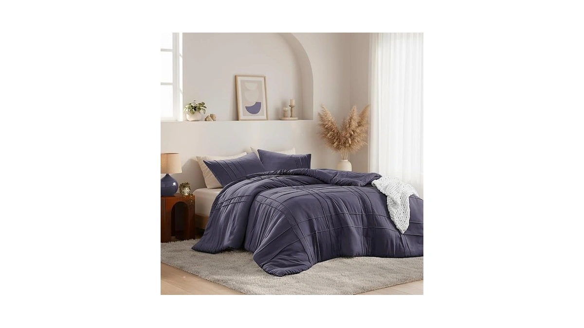 Regency Heights Queen Size Comforter Set Skipper Blue, 3 Pieces
