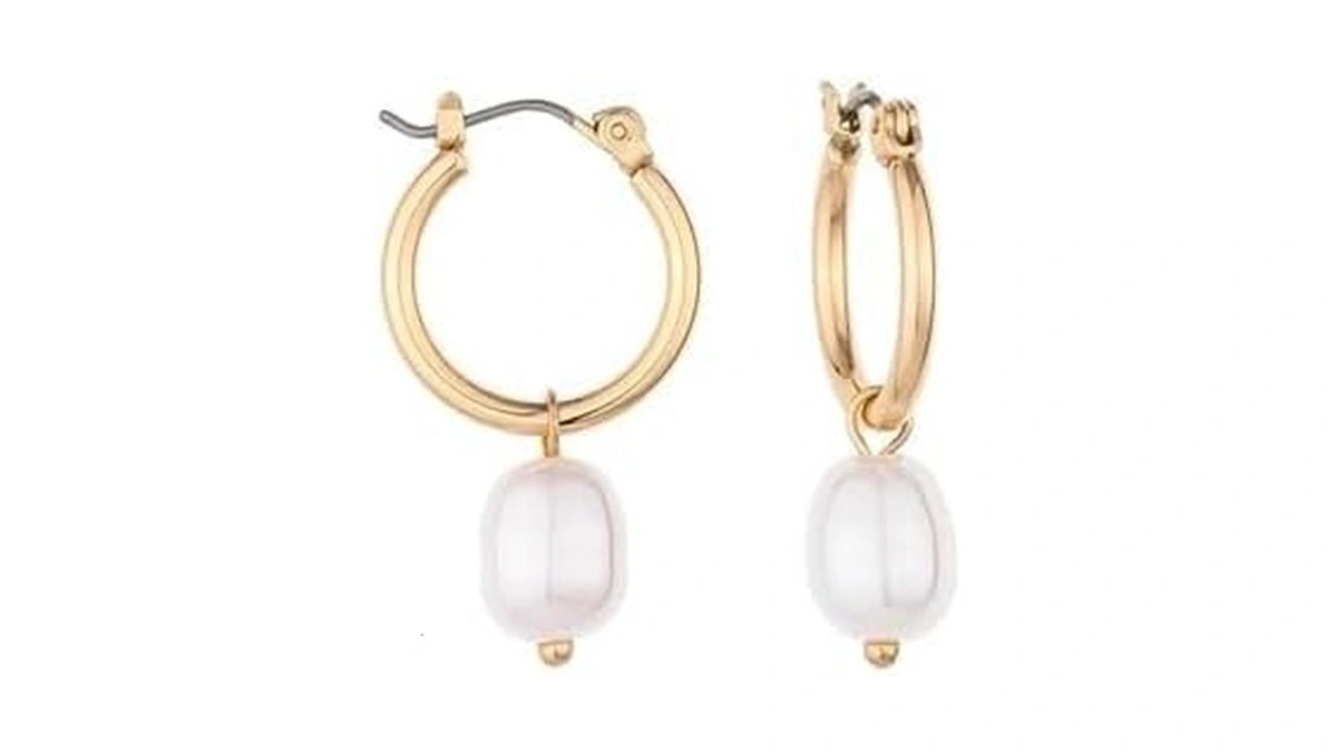 Gold Pearl Earrings