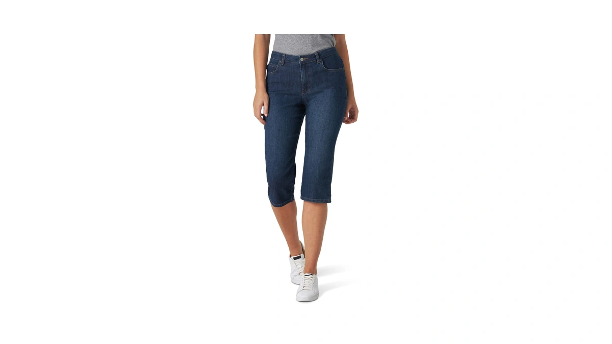 Lee Women's Relaxed Fit Capri Jean, Mysterious, 12