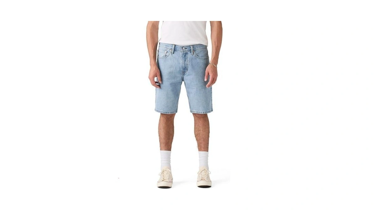 Levi Men Standard Fit Shorts