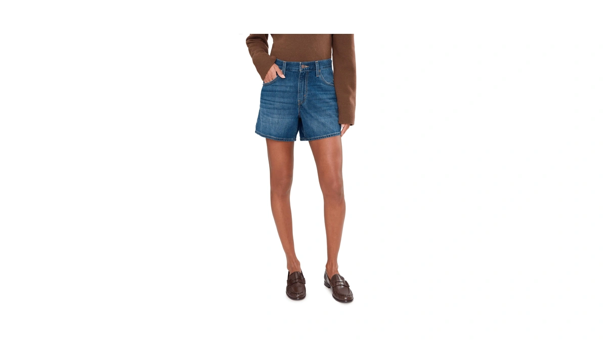 Levi Women Cinch Mid-thigh Short New