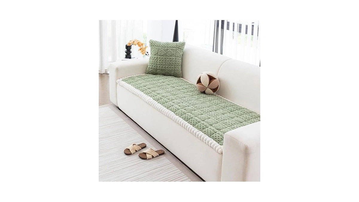 Dreamingo Couch Cover For Dogs Washable - Fuzzy Sofa Covers