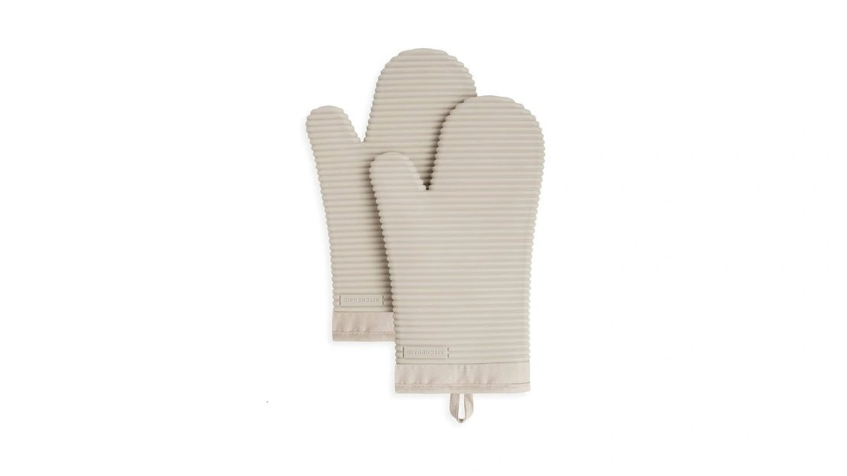 Kitchenaid Ribbed Soft Silicone Oven Mitt 2-pack Set, 7.5"x13", Milkshake