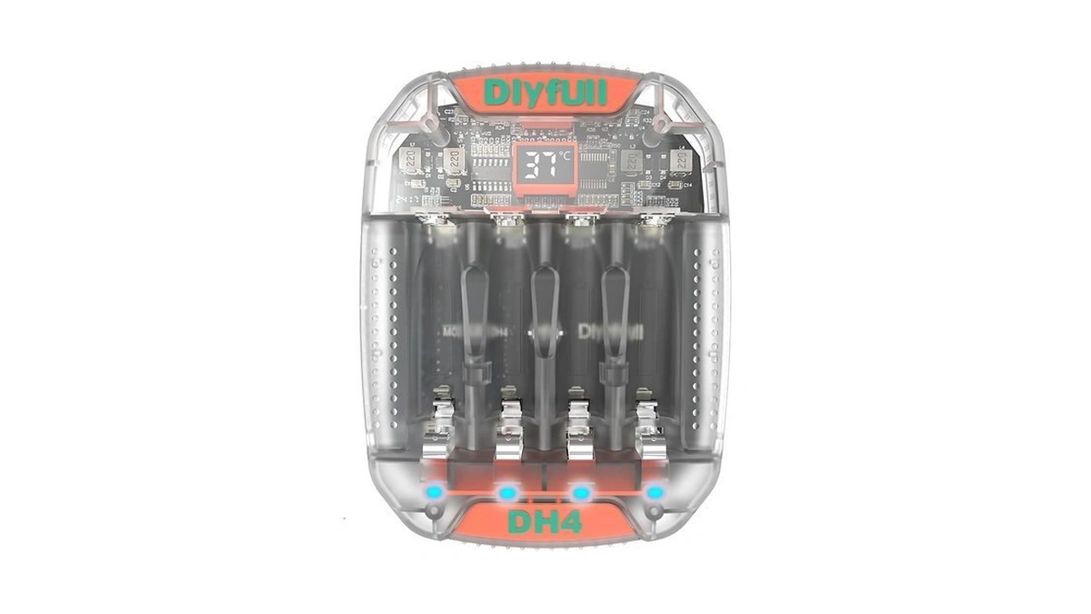 Dlyfull 4 Bay Aa Aaa Battery Charger With Temperature Monitoring,