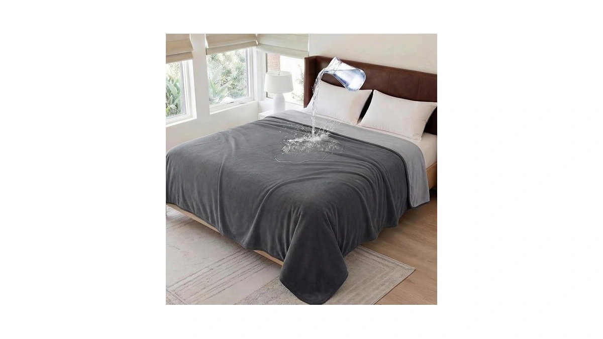 Luciphia 100% Waterproof Blanket For Adults Or Large Dogs, Soft