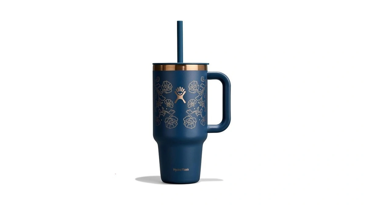 Hydro Flask 32 Oz Travel Tumbler With Handle, Lid And