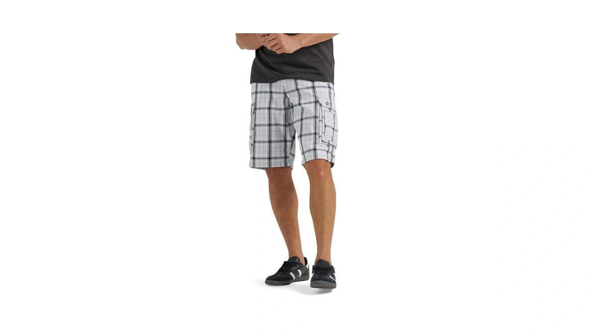 Lee Men's Dungarees New Belted Wyoming Cargo Short Gray Plaid