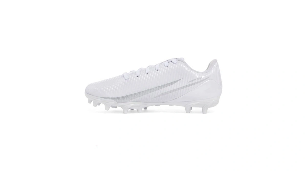 Under Armour Boys' Blur Select Jr Football Cleats, (104) White/metallic